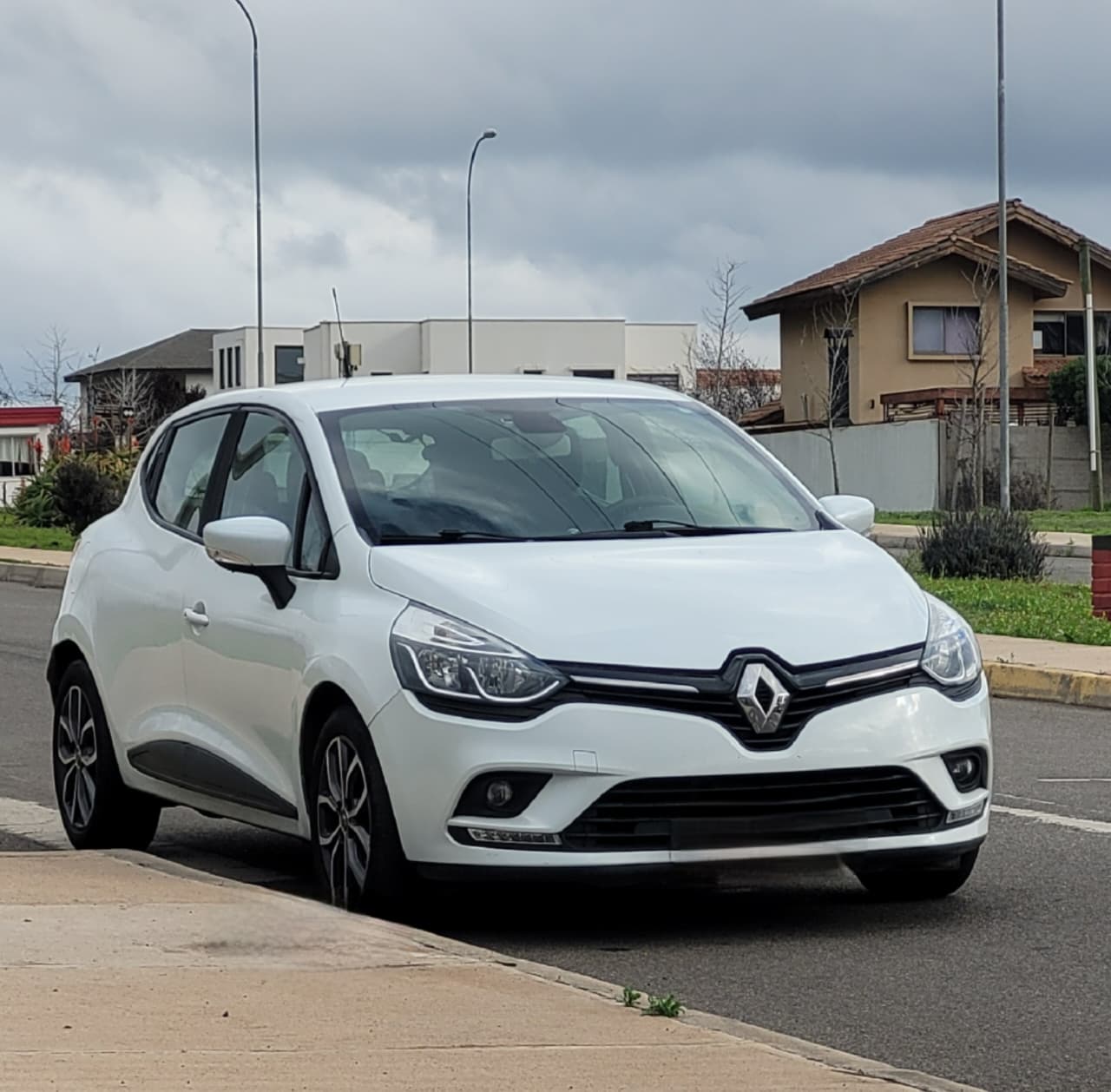 Renault CLIO 1.2L 2019 🇫🇷