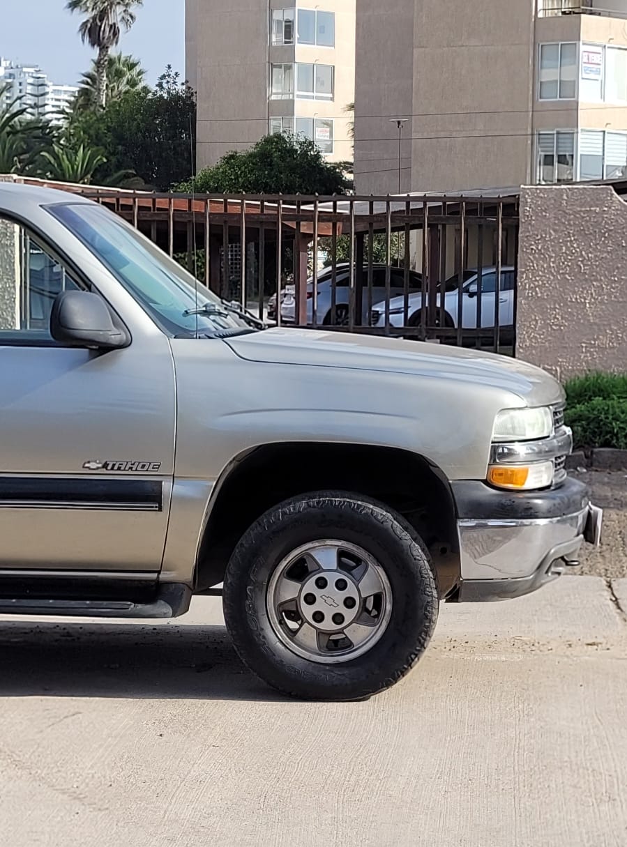 Chevrolet TAHOE V8 4x4 2002 🇺🇸