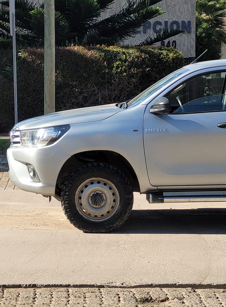 Toyota HILUX DX 4x4 2021 🇯🇵