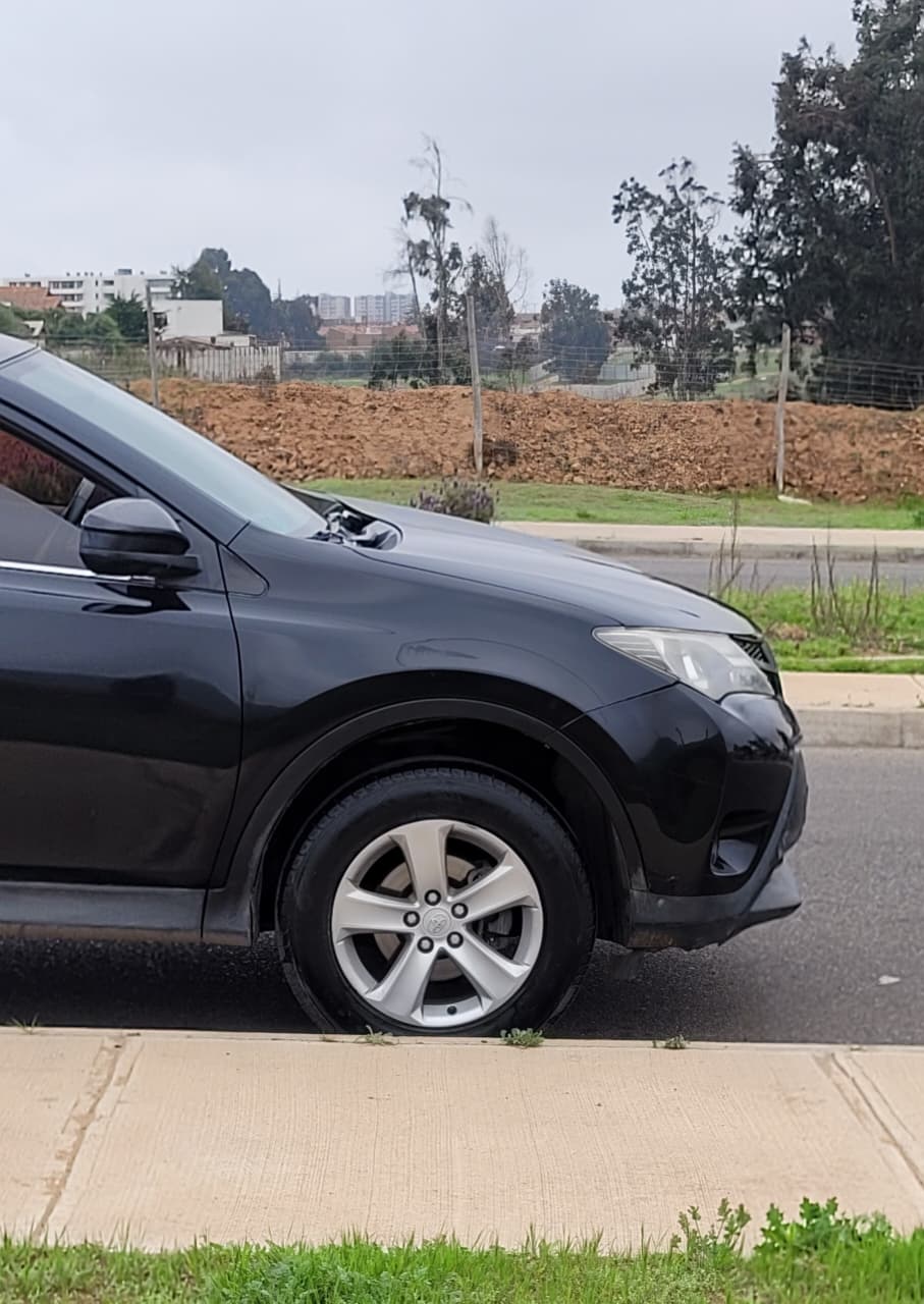 Toyota RAV4 2.5L 2014🇯🇵