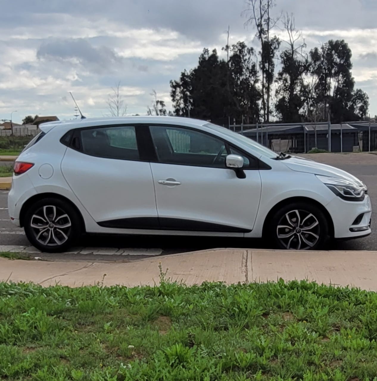 Renault CLIO 1.2L 2019 🇫🇷