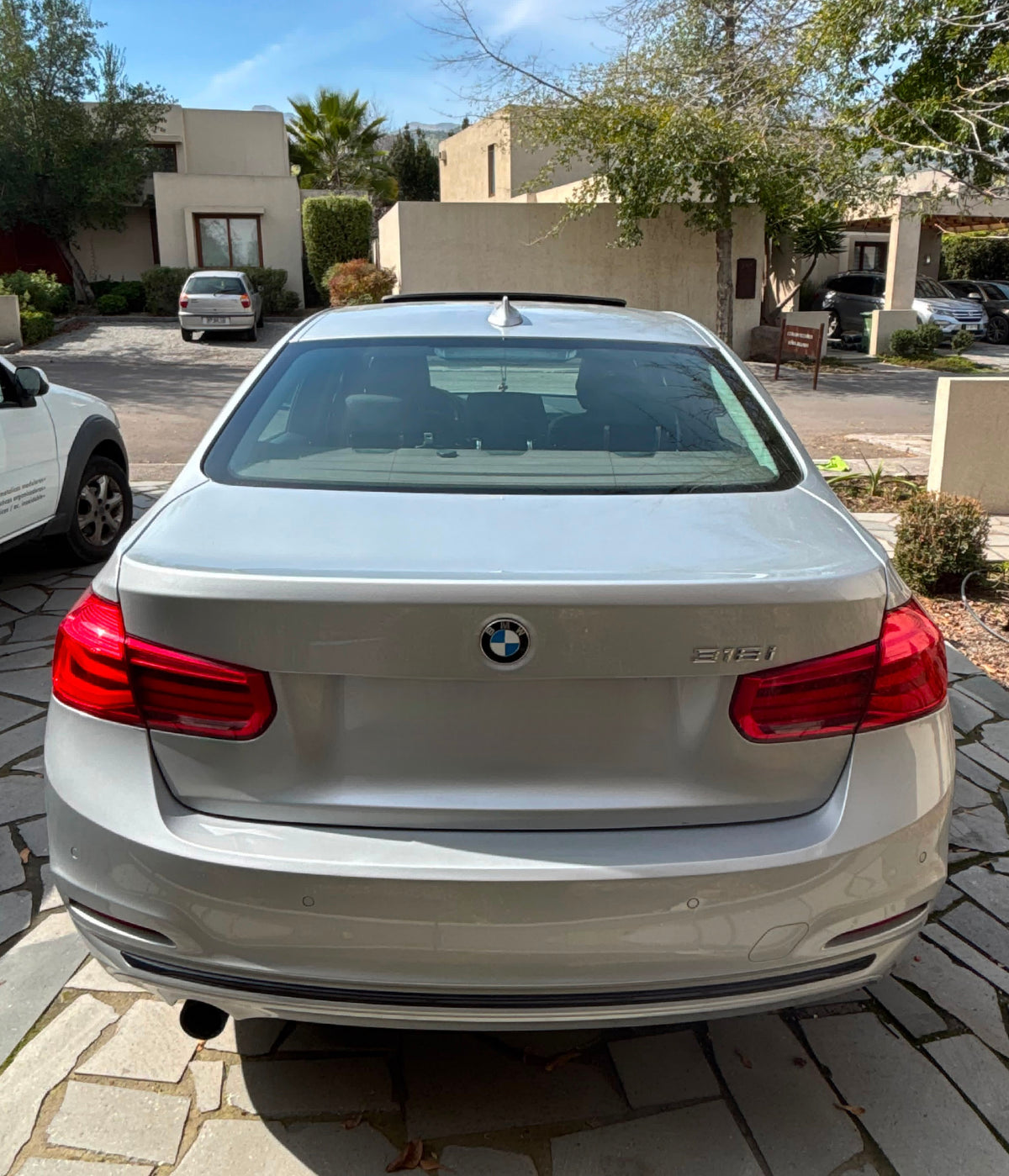 BMW 318i 1.5 TURBO AT 2018 🇩🇪