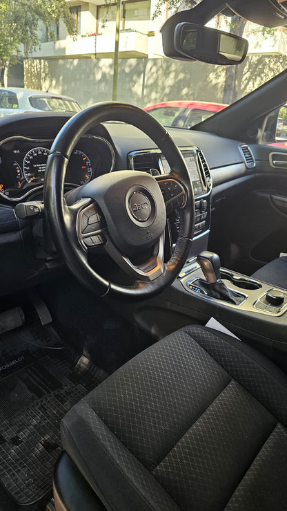 Jeep Grand Cherokee Laredo 2022 🇺🇲