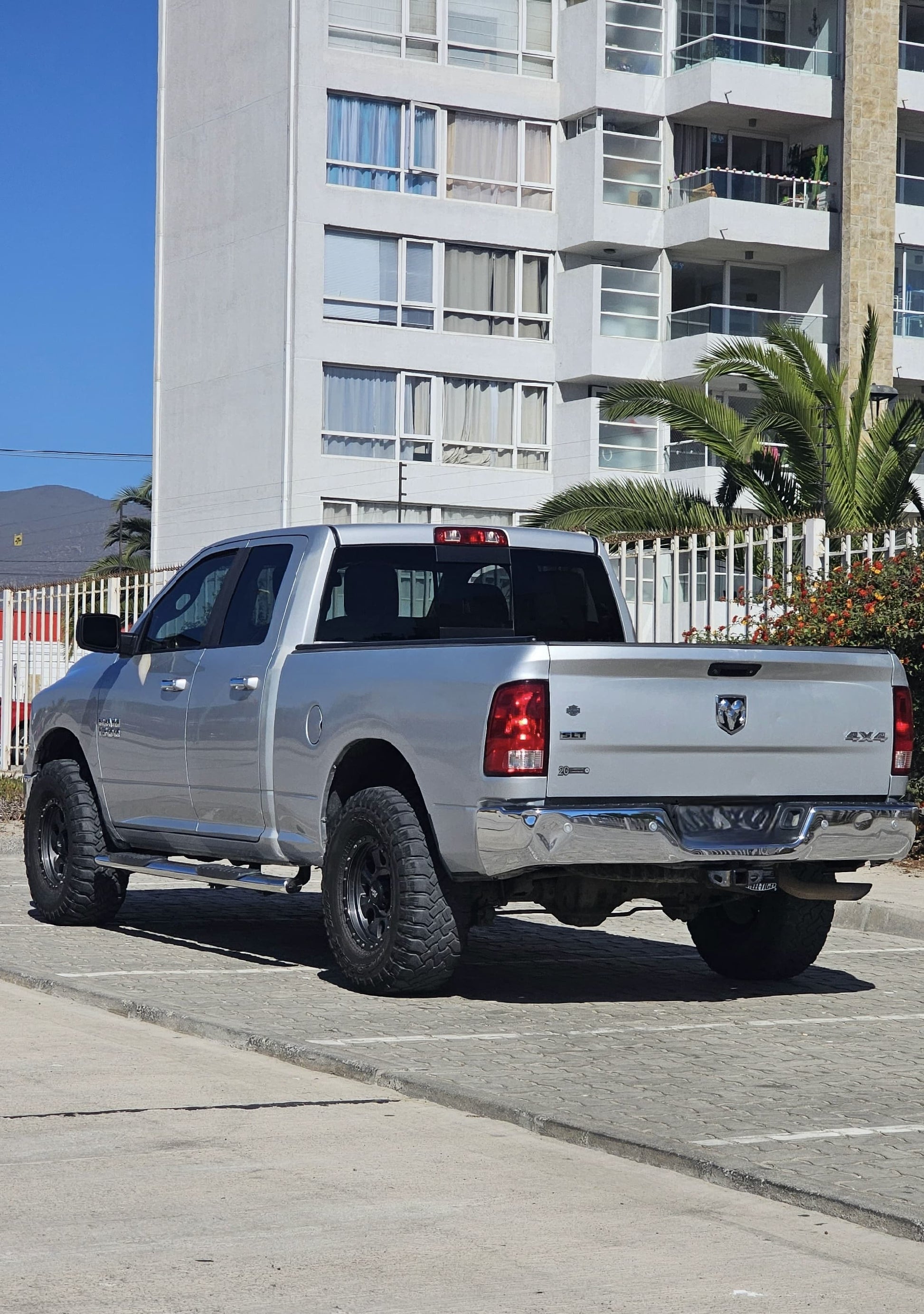 Dodge RAM 1500 SLT 4x4 2014🇺🇸
