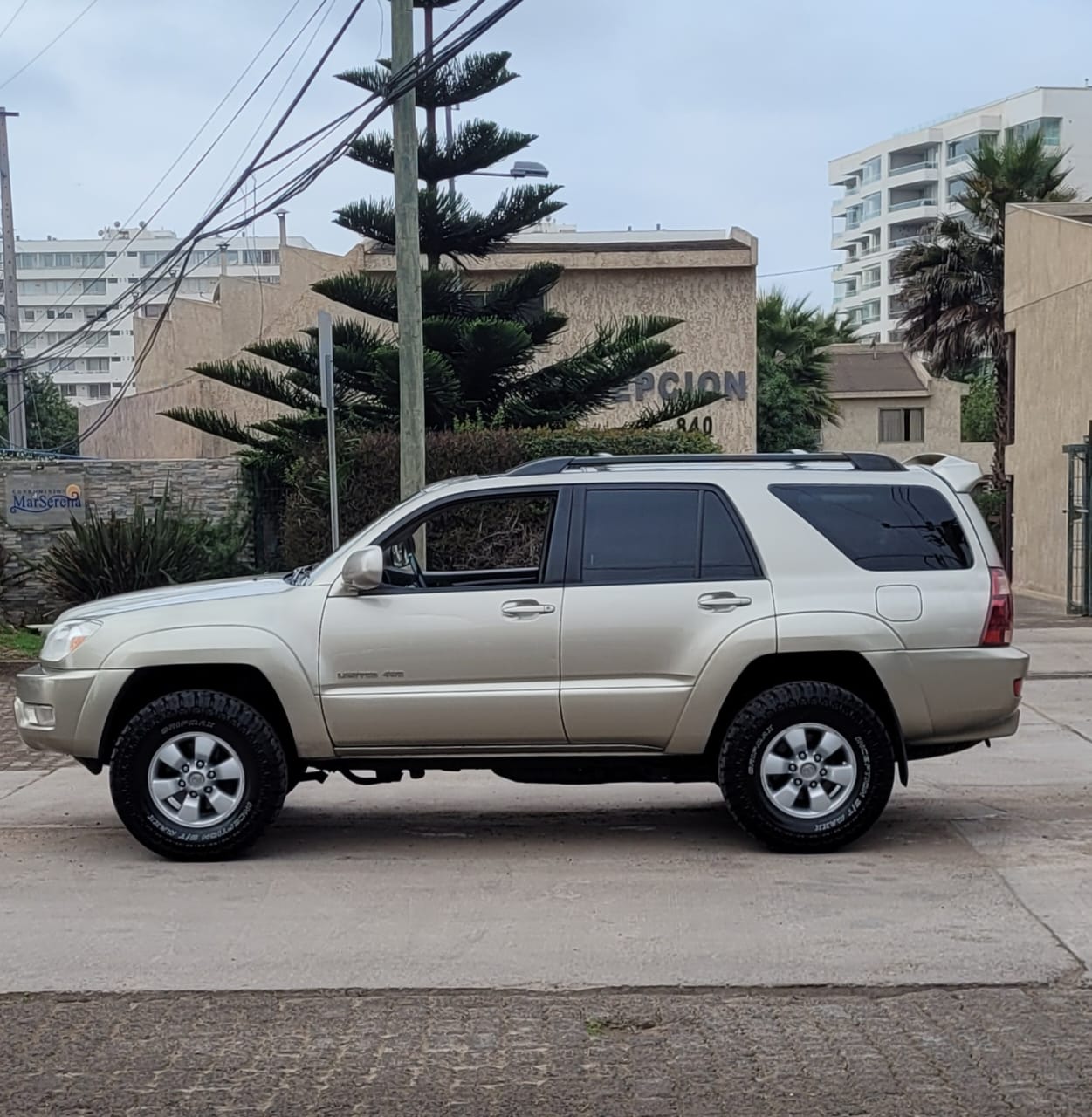 Toyota 4Runner Limited 4x4 2005 🇯🇵