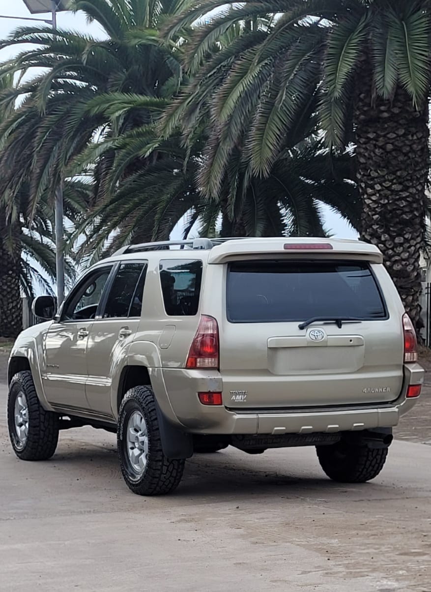 Toyota 4Runner Limited 4x4 2005 🇯🇵