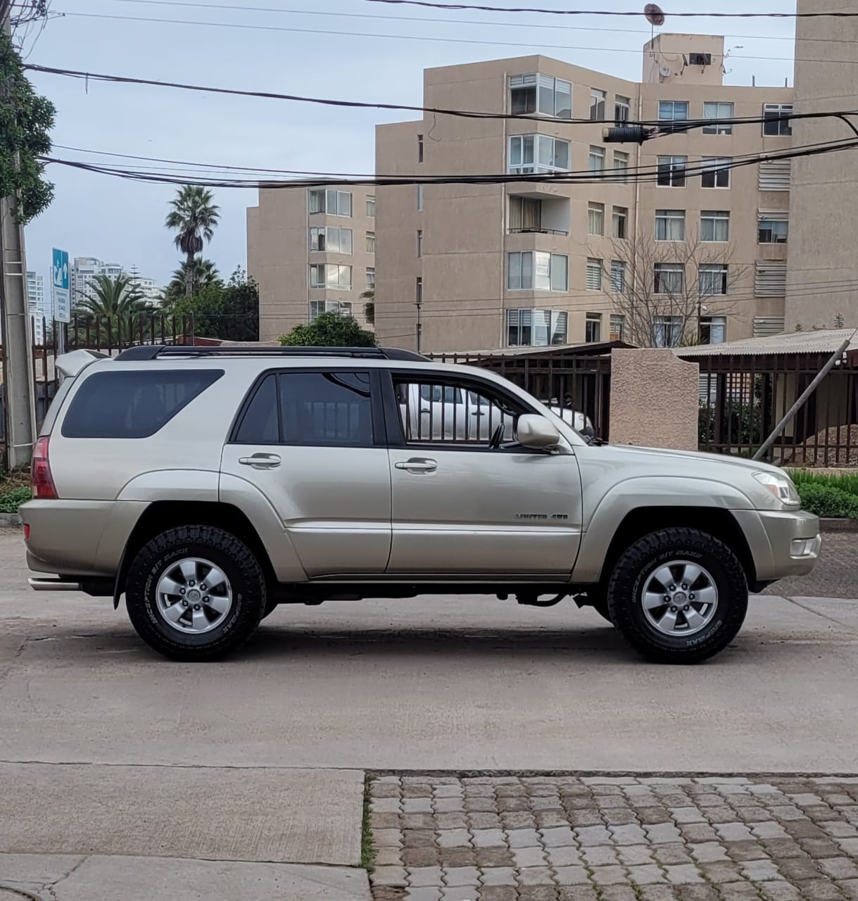 Toyota 4Runner Limited 4x4 2005 🇯🇵