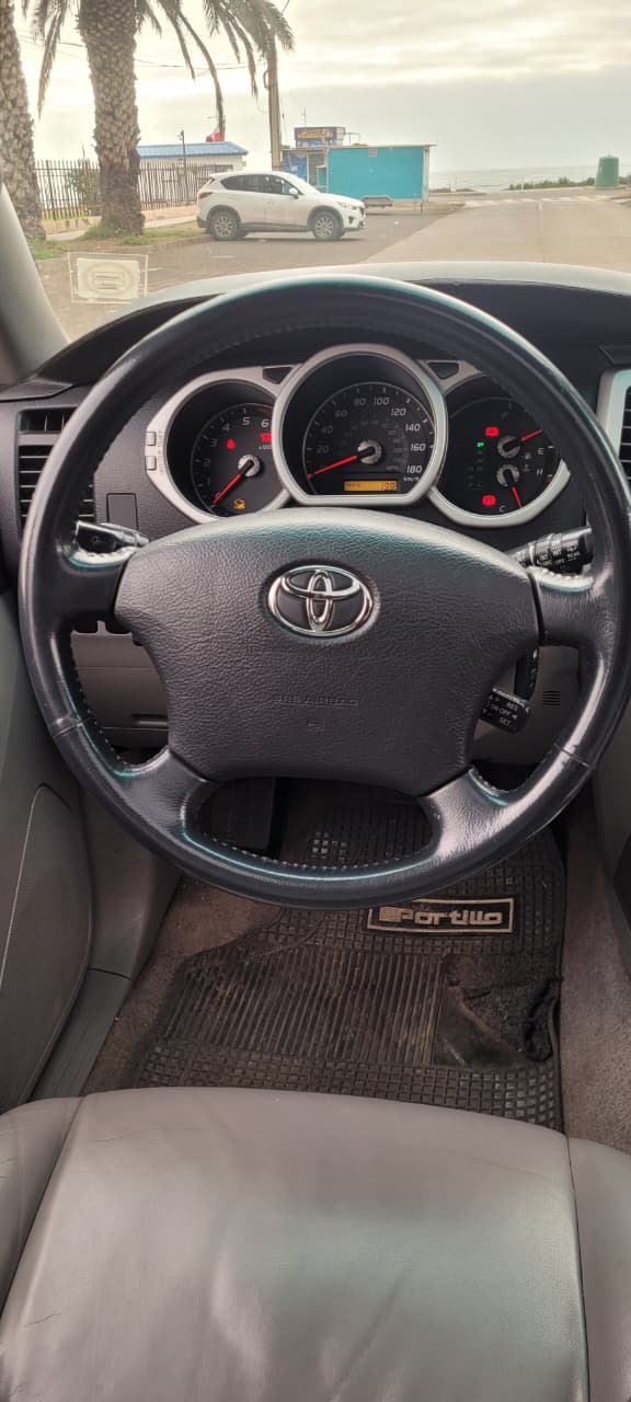 Toyota 4Runner Limited 4x4 2005 🇯🇵