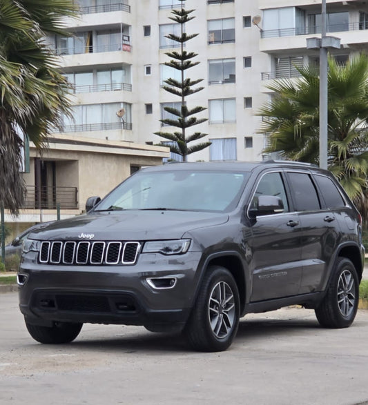 Jeep Grand Cherokee Laredo 2022 🇺🇲