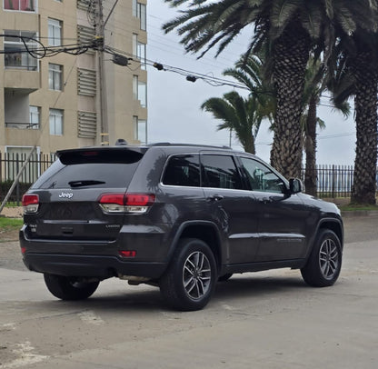 Jeep Grand Cherokee Laredo 2022 🇺🇲