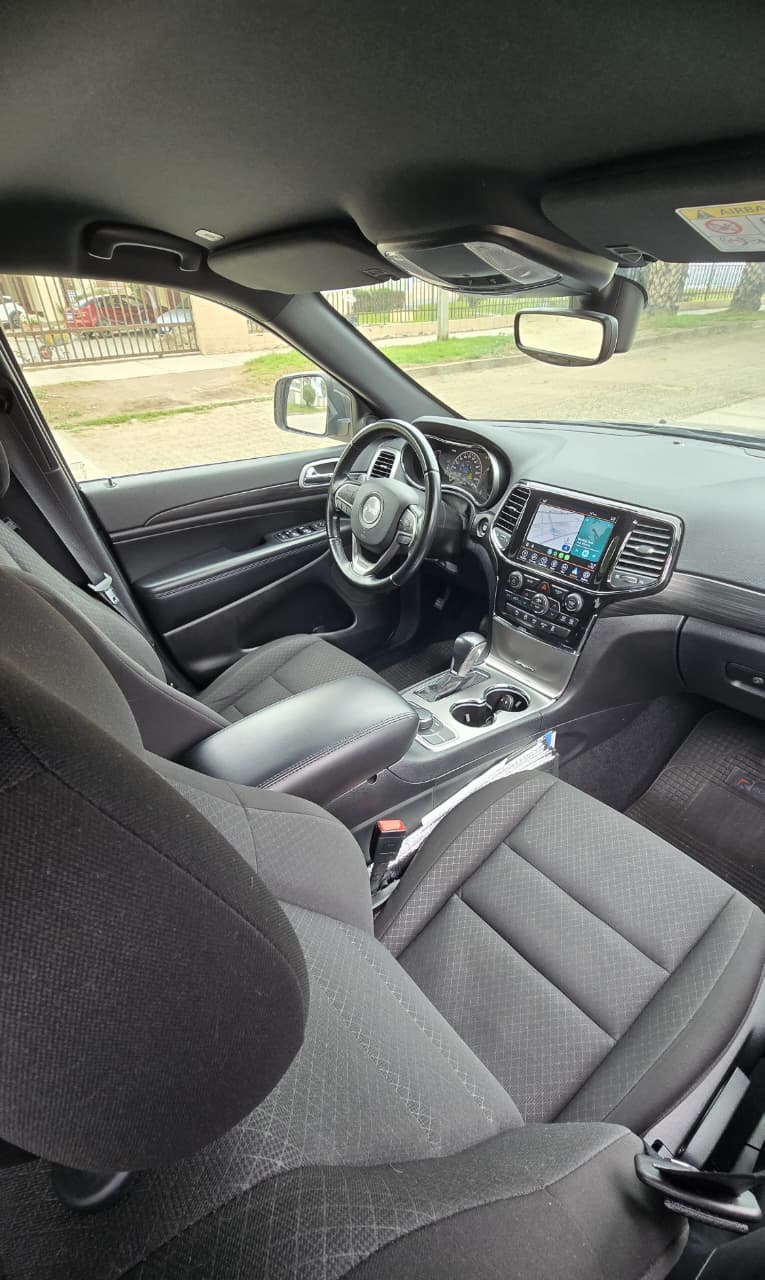 Jeep Grand Cherokee Laredo 2022 🇺🇲