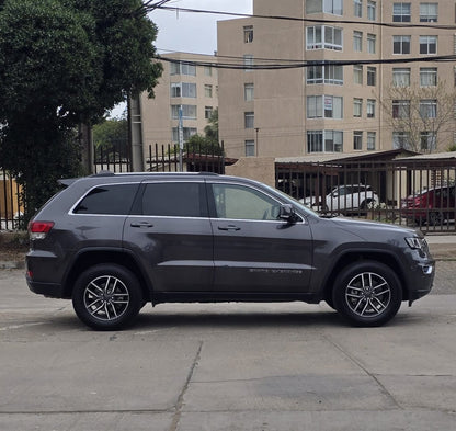 Jeep Grand Cherokee Laredo 2022 🇺🇲