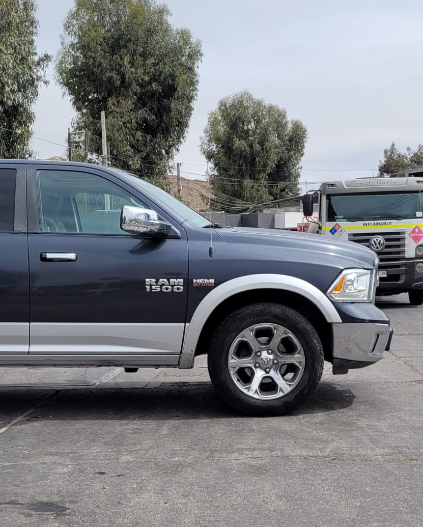 Dodge Ram 1500 Laramie 2017 🇺🇲