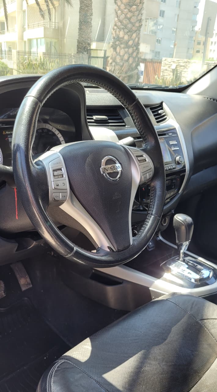 NISSAN NP300 LE 4x4 2018 🇯🇵