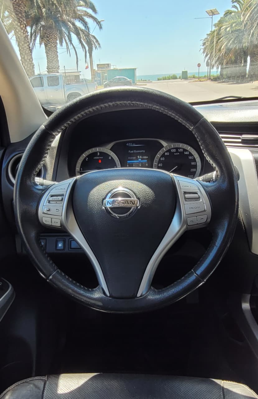 NISSAN NP300 LE 4x4 2018 🇯🇵