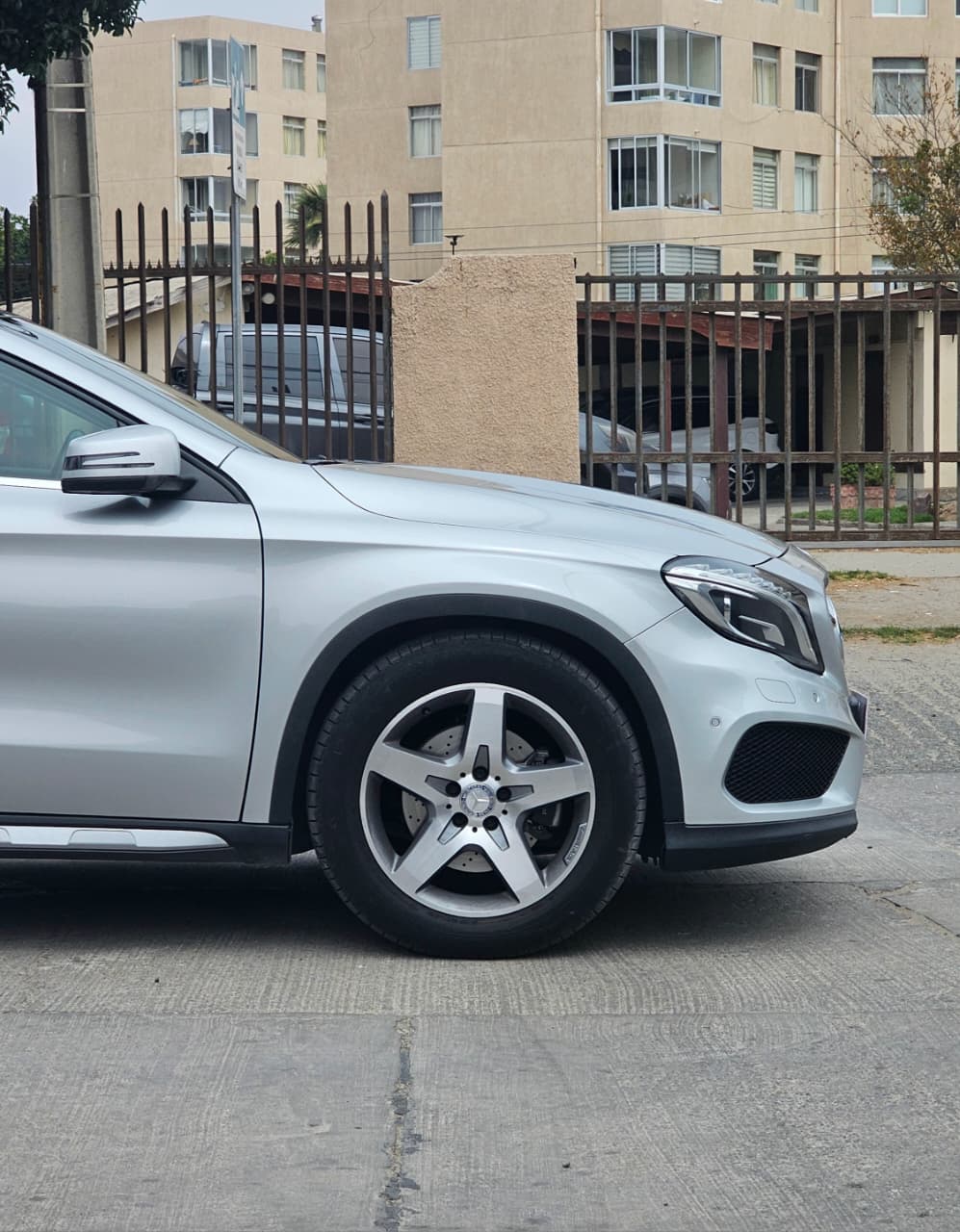 Mercedes-Benz GLA 220d 2014 🇩🇪