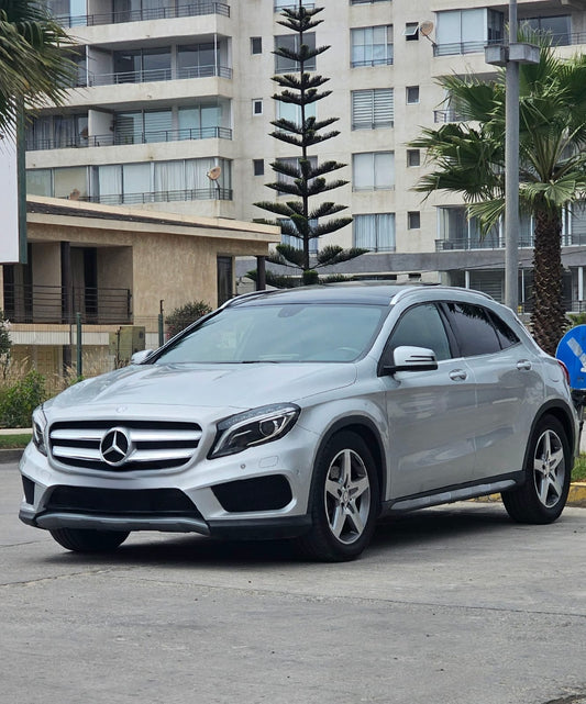 Mercedes-Benz GLA 220d 2014 🇩🇪