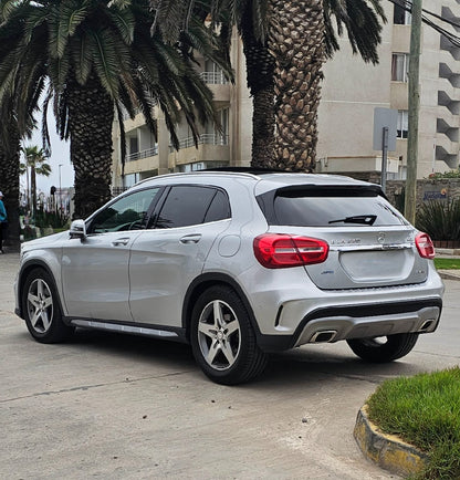 Mercedes-Benz GLA 220d 2014 🇩🇪