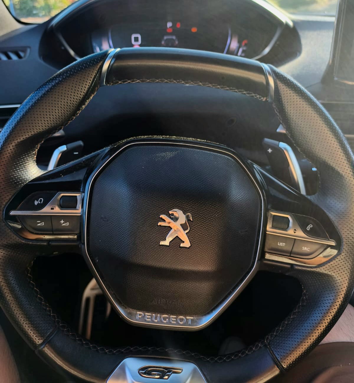 Peugeot 5008 GT BlueHDi 2023🇫🇷