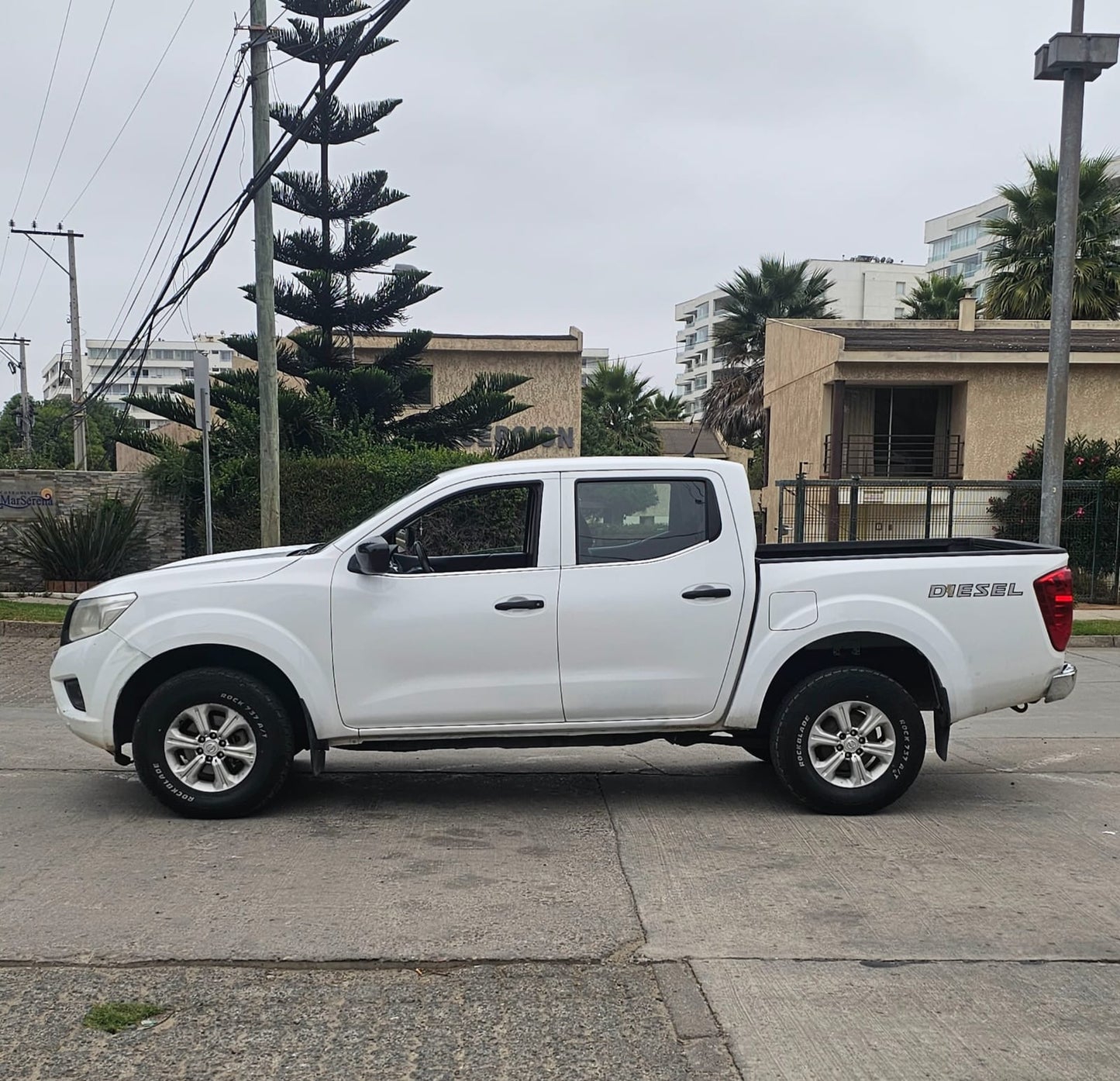 Nissan NP300 SE 4x4 MT 2020 🇯🇵