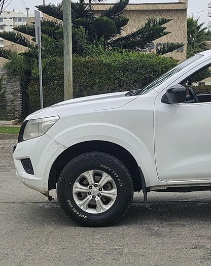 Nissan NP300 SE 4x4 MT 2020 🇯🇵