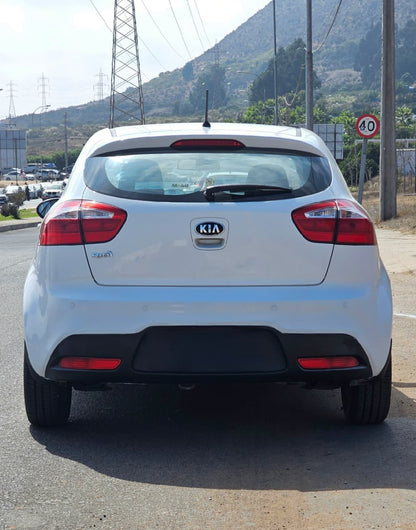 KIA RIO 5 EX AT 2015 🇰🇷