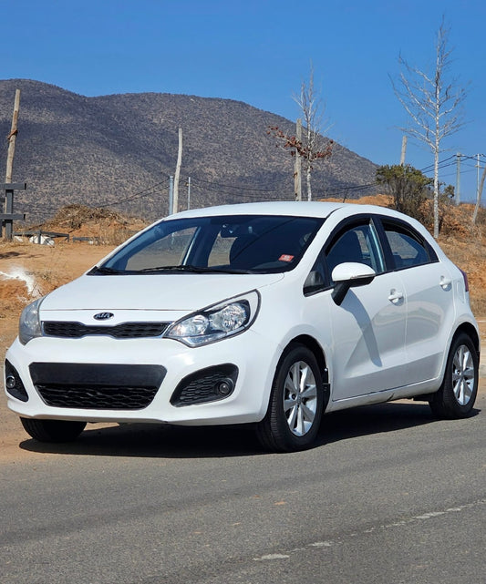 KIA RIO 5 EX AT 2015 🇰🇷