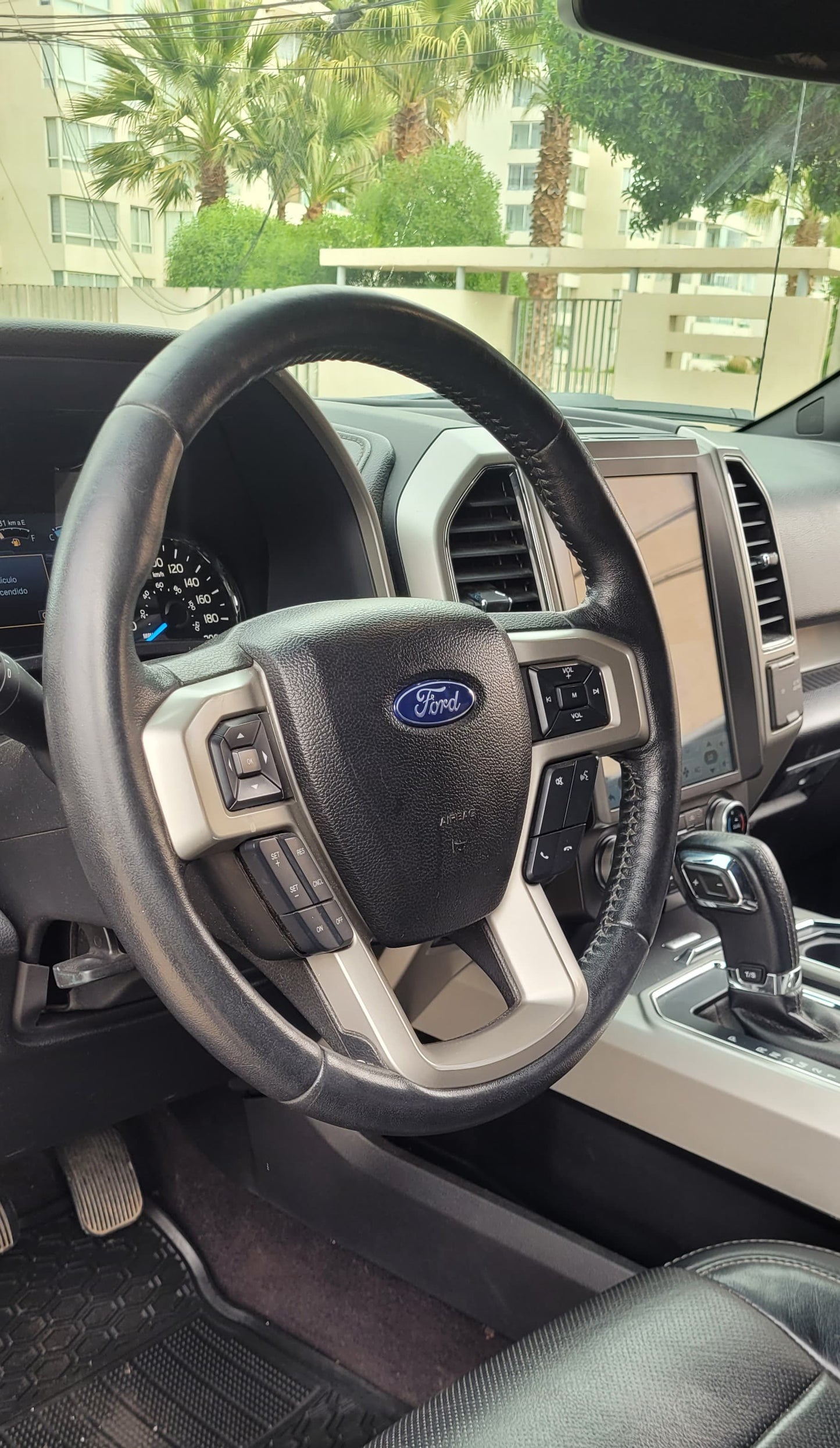 FORD F150 LARIAT SPORT V8 2017 🇺🇸