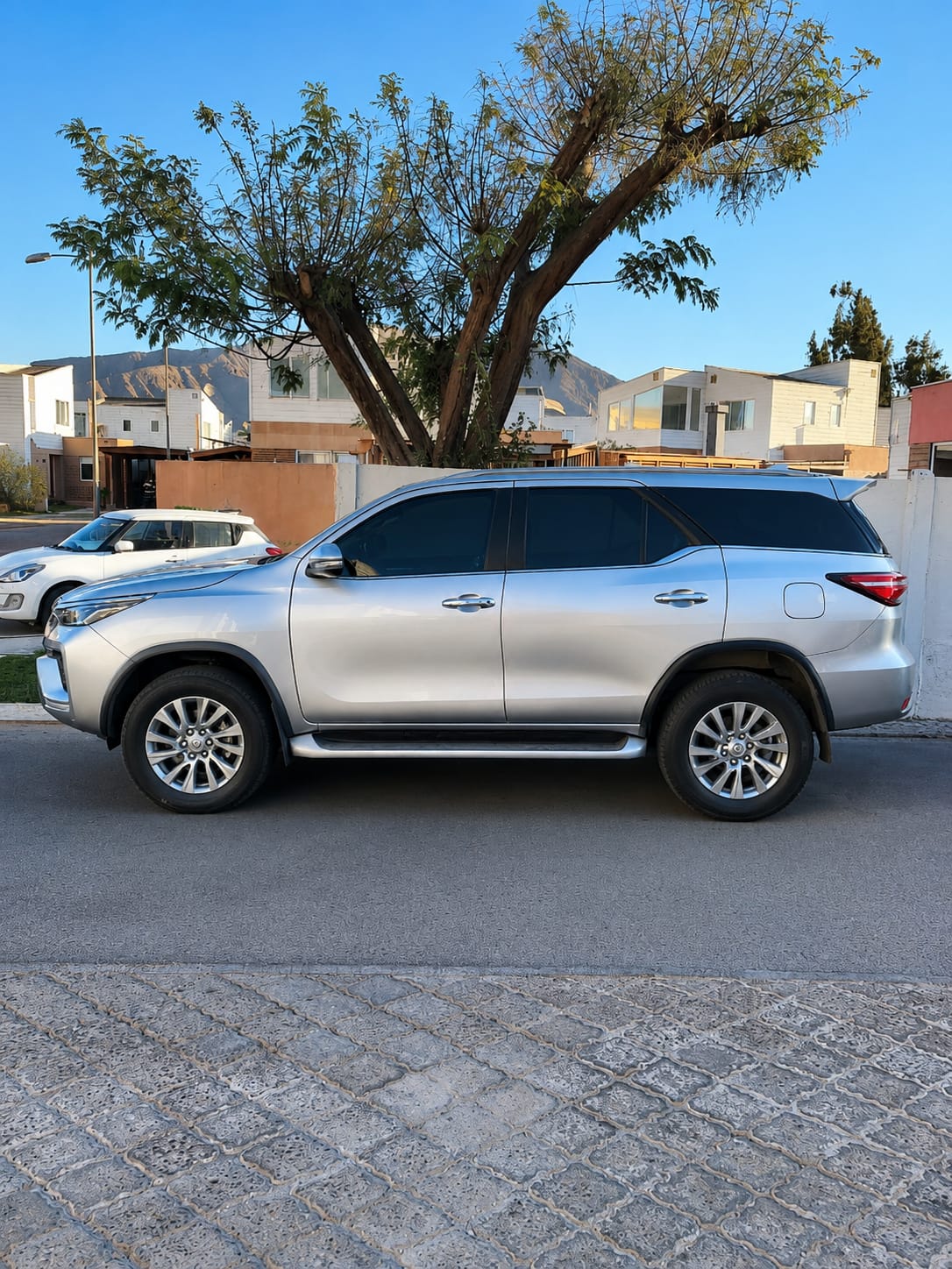 TOYOTA FORTUNER SR5 2022 4x4 AT 🇯🇵