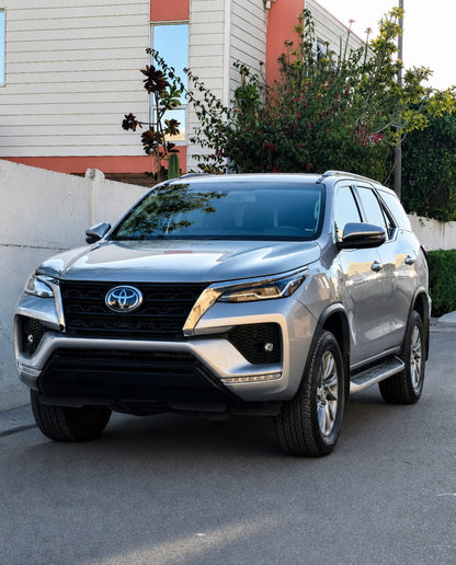 TOYOTA FORTUNER SR5 2022 4x4 AT 🇯🇵