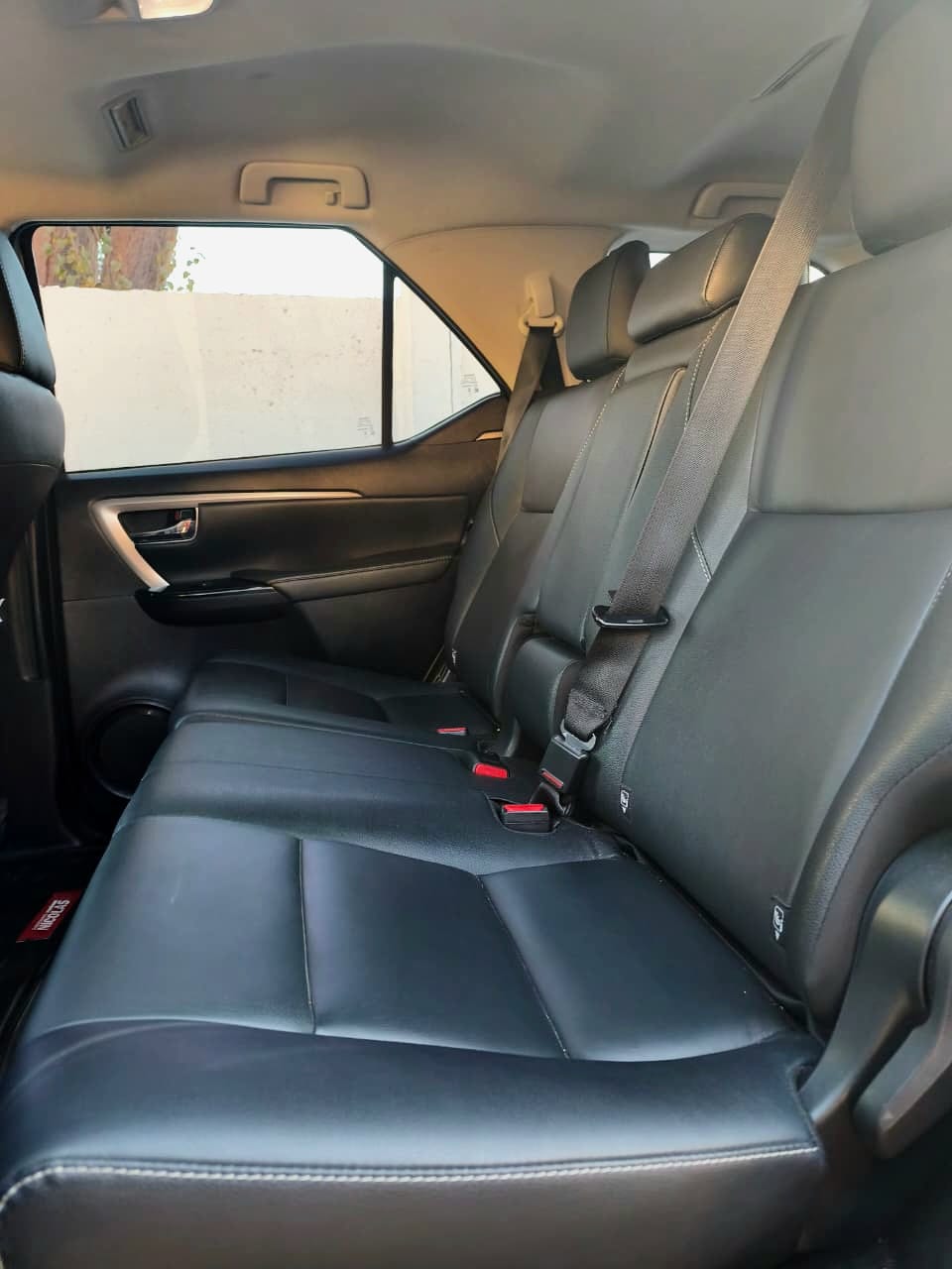 TOYOTA FORTUNER SR5 2022 4x4 AT 🇯🇵