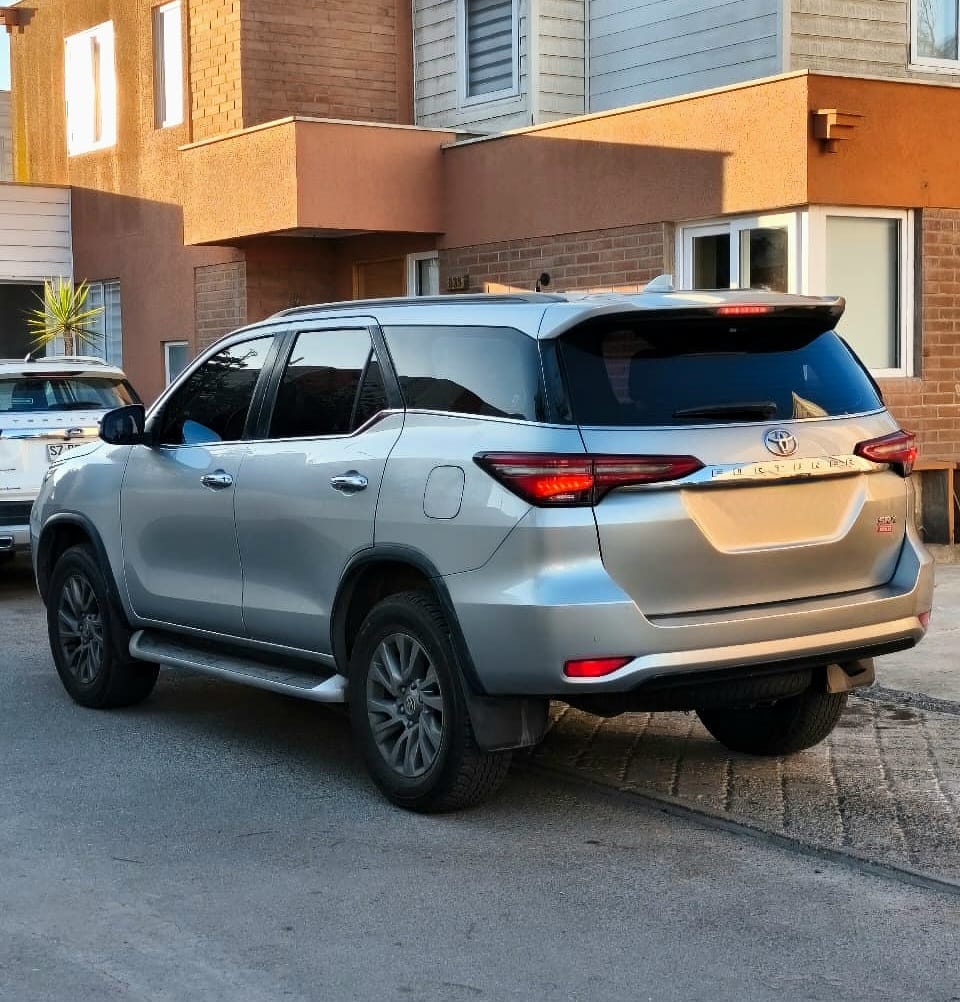 TOYOTA FORTUNER SR5 2022 4x4 AT 🇯🇵