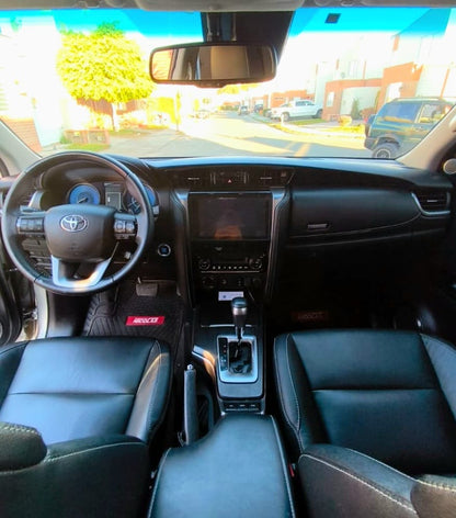 TOYOTA FORTUNER SR5 2022 4x4 AT 🇯🇵