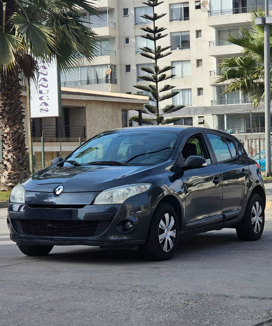 RENAULT MÉGANE III HB EXPRESSION 2.0 MT  2011 🇫🇷