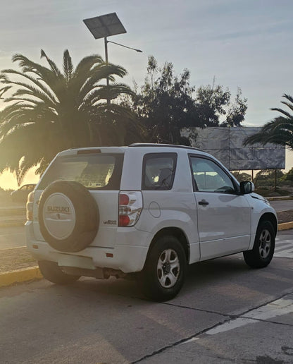 SUZUKI GRAND VITARA GLX 1.6 MT 4x4 2010 🇯🇵
