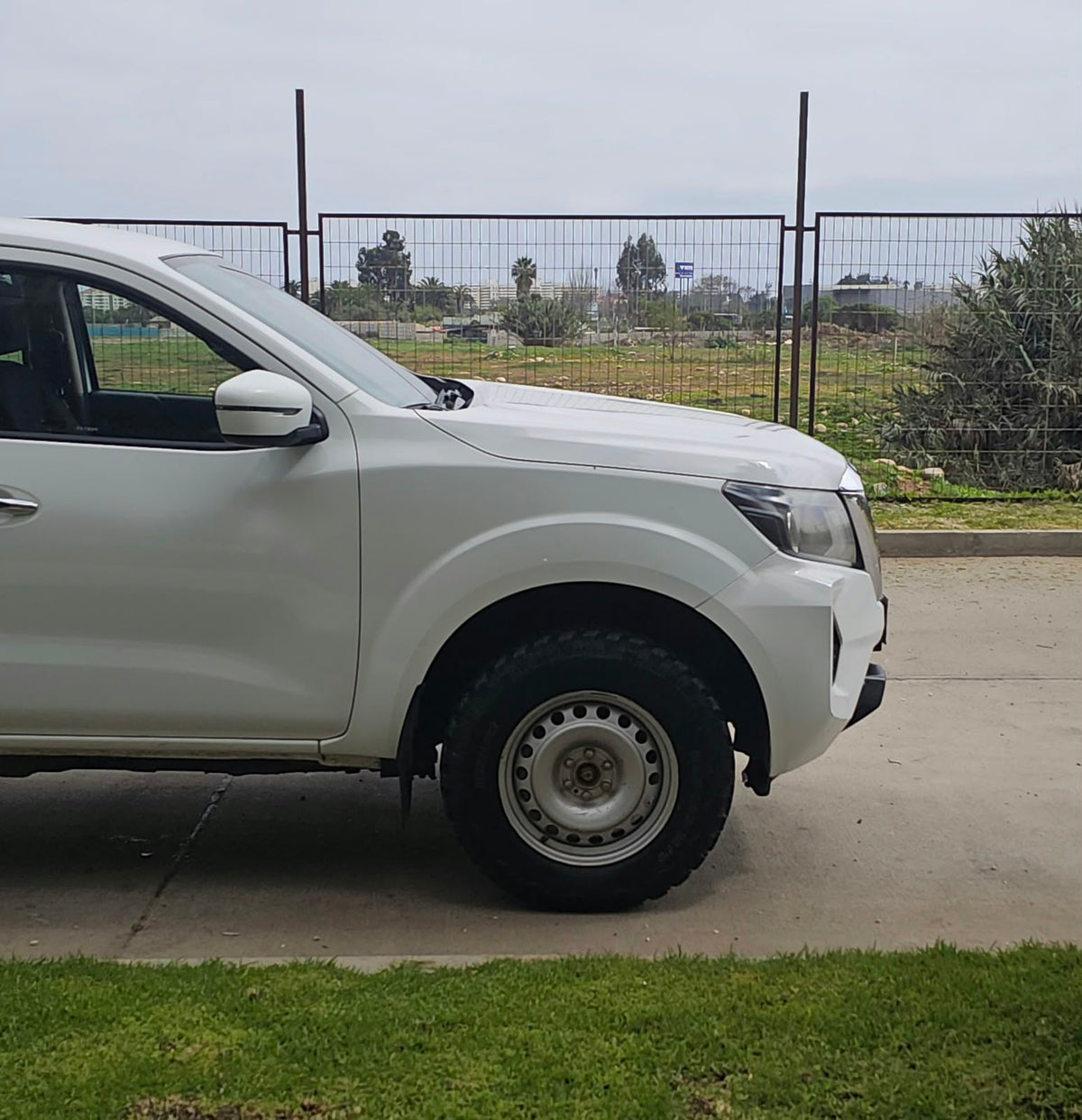 NISSAN NAVARA SE MT 4X4 2024 🇯🇵