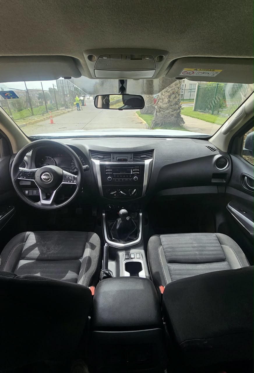 NISSAN NAVARA SE MT 4X4 2024 🇯🇵