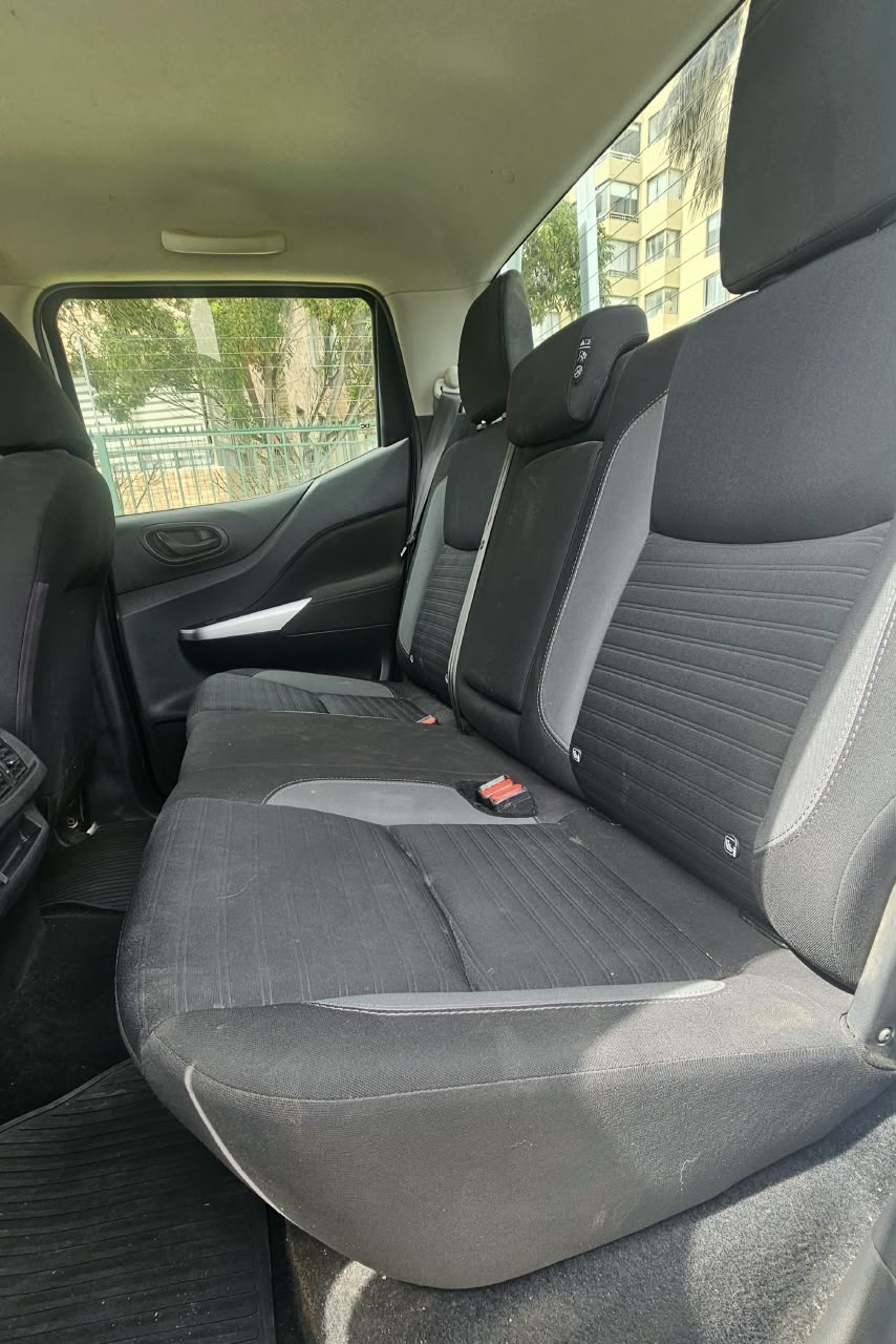 NISSAN NAVARA SE MT 4X4 2024 🇯🇵