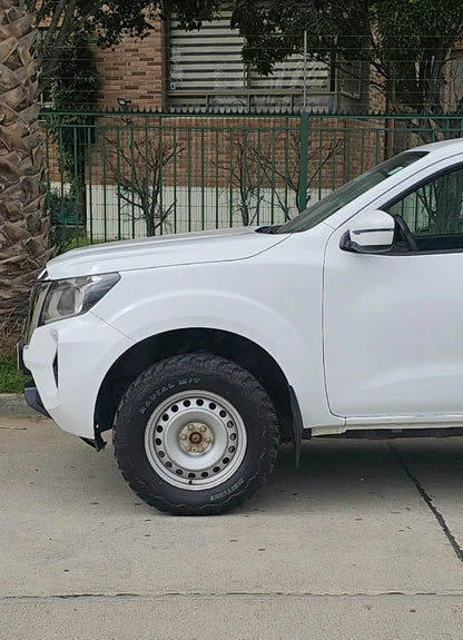 NISSAN NAVARA SE MT 4X4 2024 🇯🇵