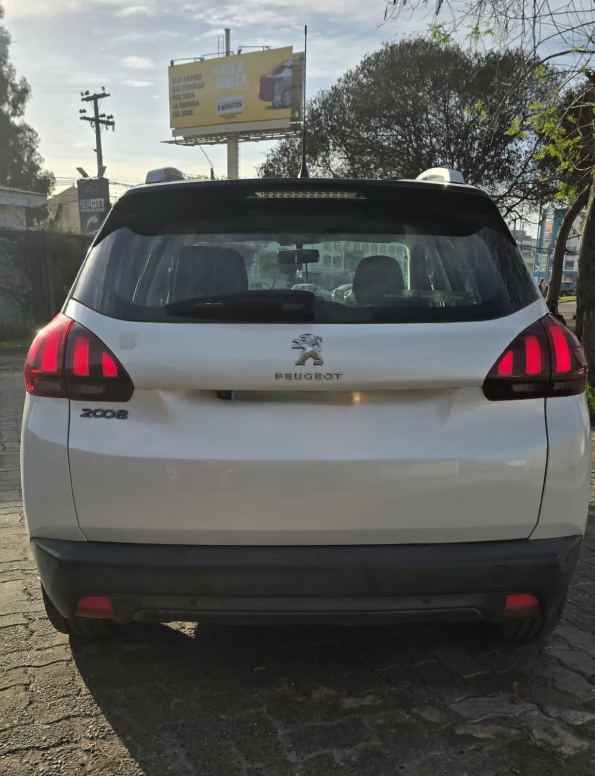 PEUGEOT 2008 ACTIVE HDi 1.6 2019 🇫🇷