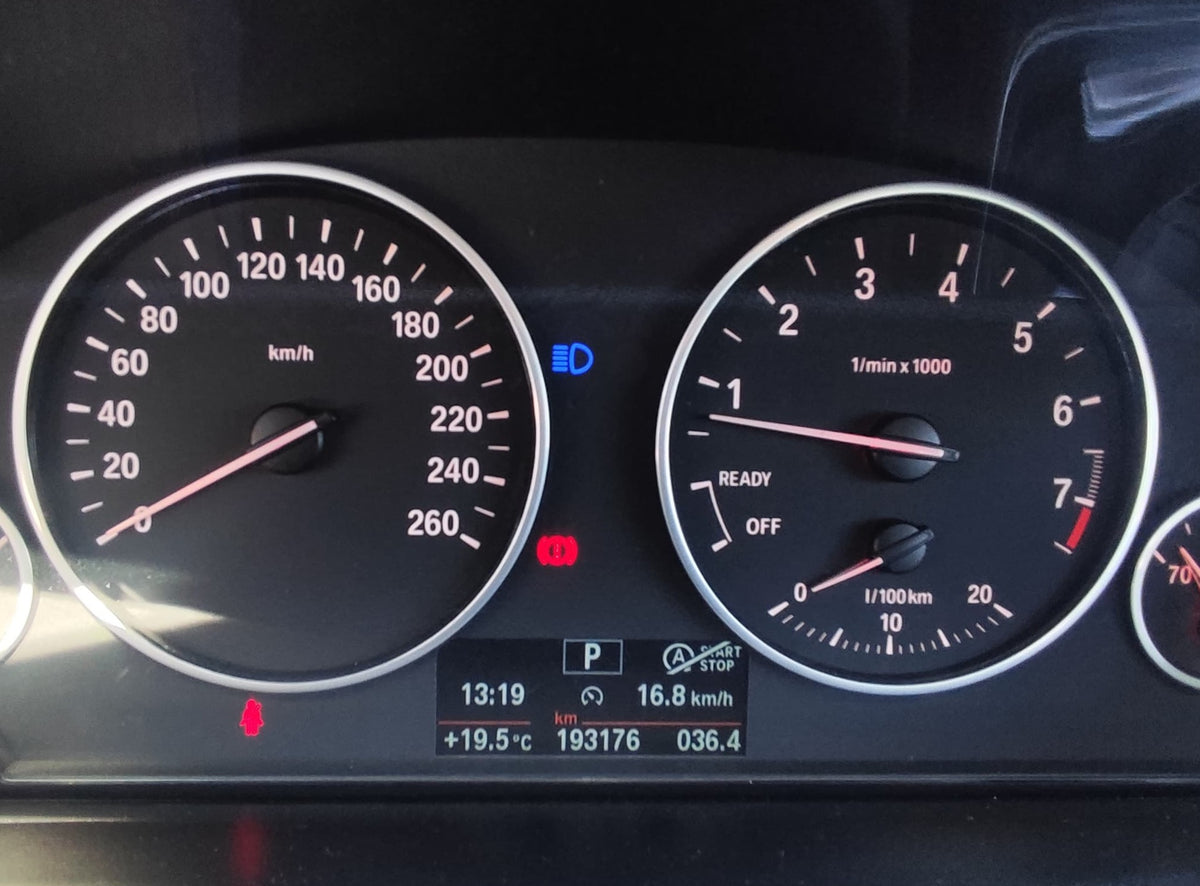 BMW 320i 2.0 TURBO AT 2014 🇩🇪